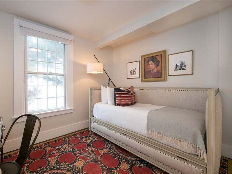 Faraway Martha'S Vineyard Hotell Edgartown Exteriör bild