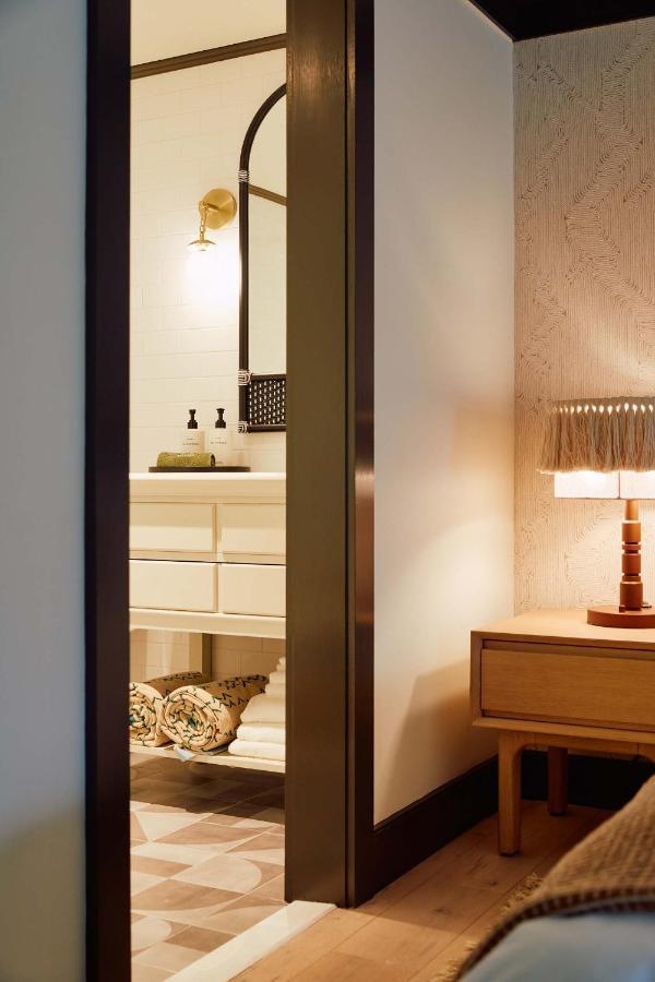 Faraway Martha'S Vineyard Hotell Edgartown Exteriör bild